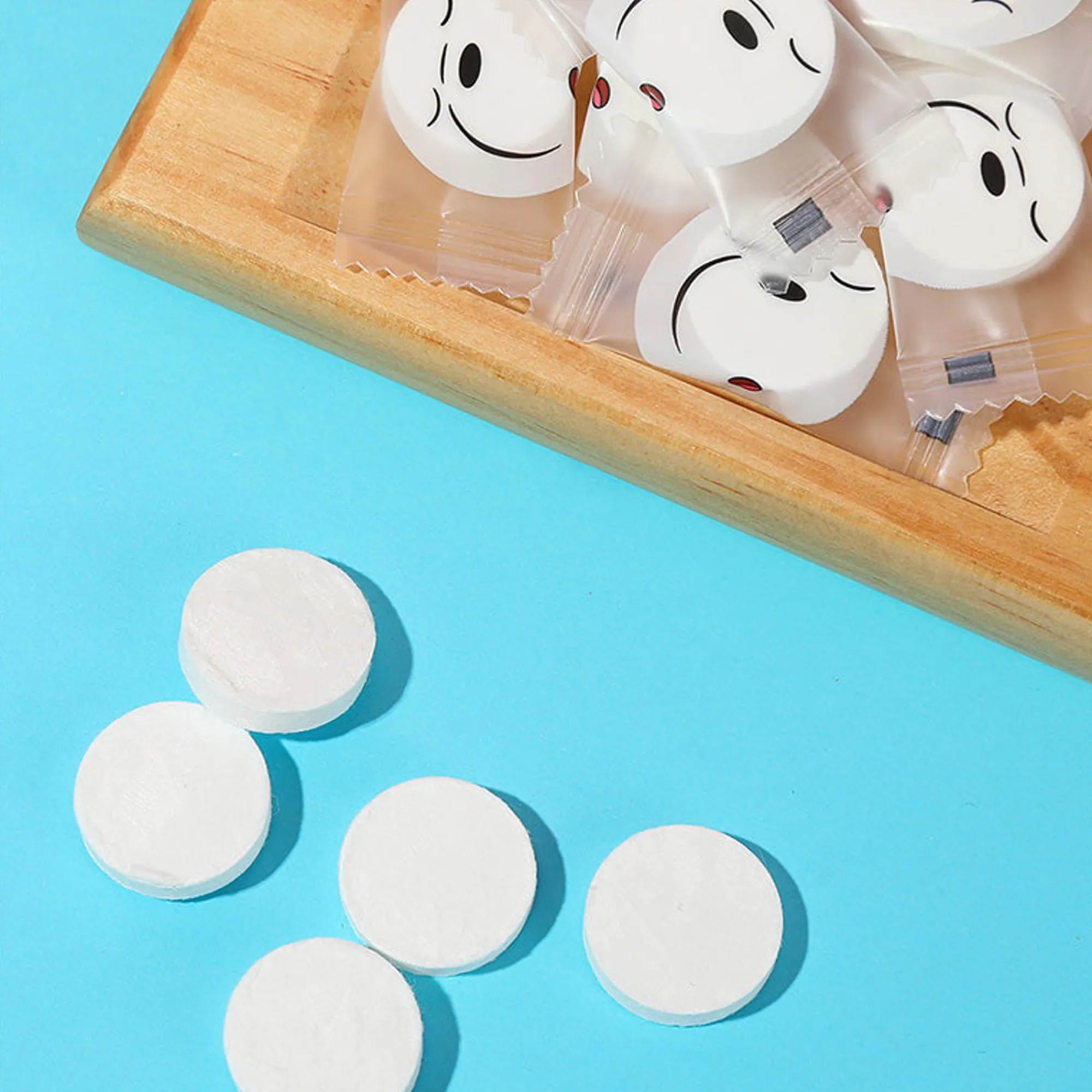 Discount 40 Maschere Facciali Bianche Di We Bare Bears Skin Care