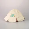 Online Kids Bucket Hat A Forma Di Fiore Color Panna Accessori
